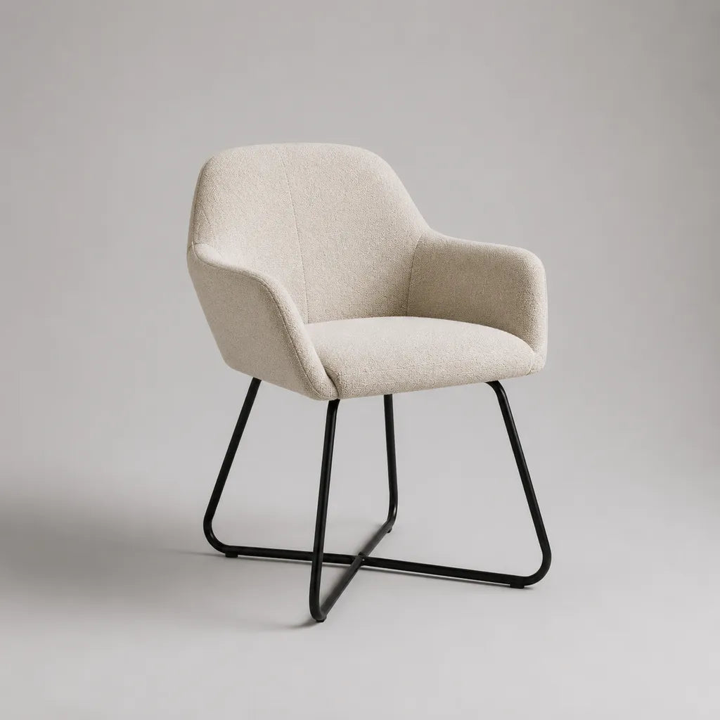 Chaise de salle à manger avec accoudoirs en tissu bouclé écru et acier noir, 58 × 61 × 79 cm