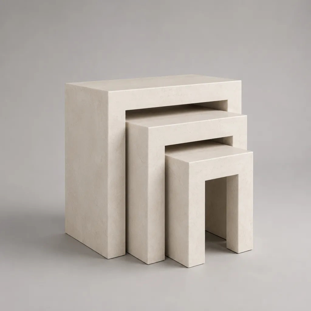 Lot de 3 tables gigognes rectangulaires en MDF beige effet travertin, 50 x 35 x 60 cm, 40 x 30 x 50 cm et 30 x 25 x 40 cm
